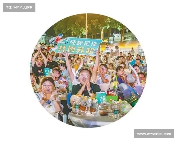 无人机足球锦标赛推“票根经济”,联动商圈激活消费潜力 无人机足球锦标赛推“票根经济”,联动商圈激活消费潜力