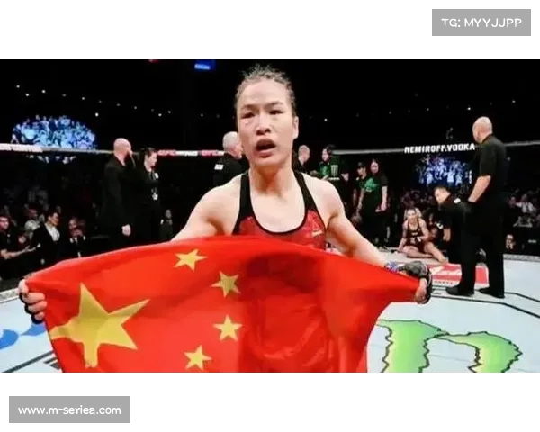 舍甫琴科距离控制大师级,张伟丽主动出击难破防 舍甫琴科距离控制大师级,张伟丽主动出击难破防